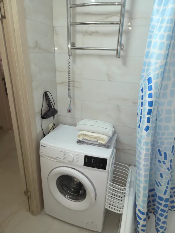 Квартира Просторная и светлая двухкомнатная квартира — Севастополь