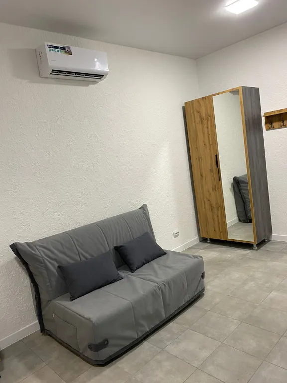 Новые семейные апартаменты, двор, мангал