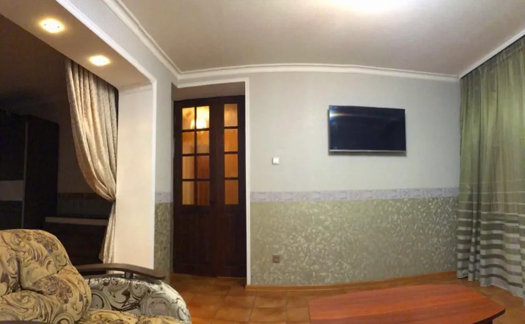 3-комнатная Квартира — аренда посуточно в Владикавказ