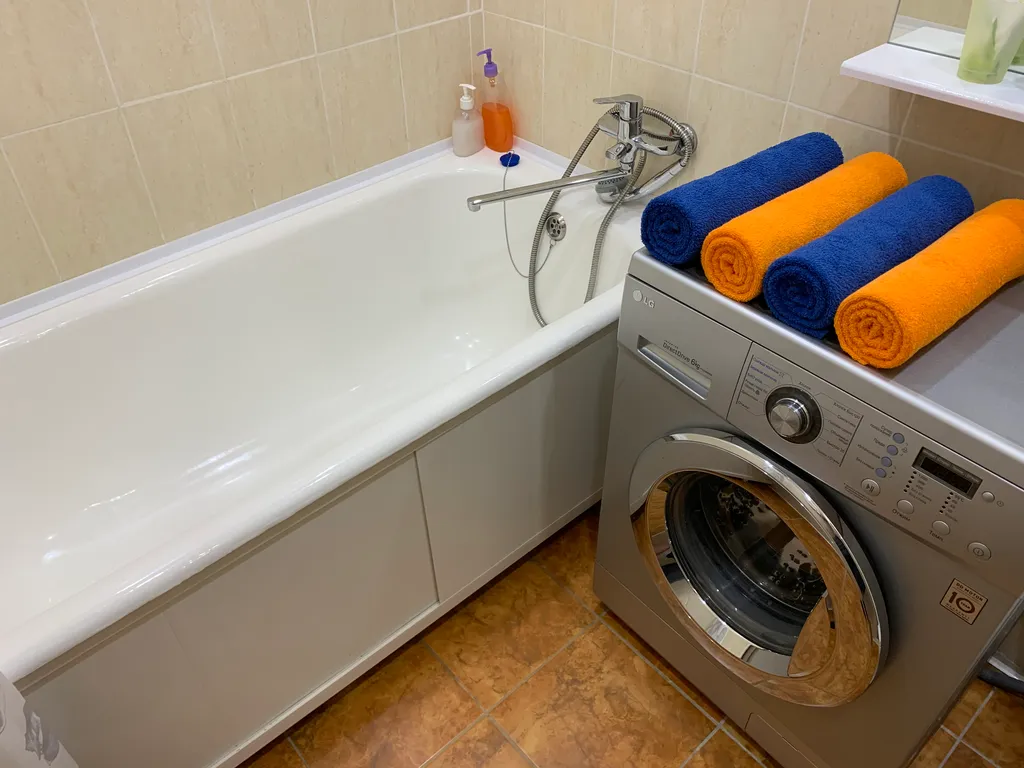 Евродвушка у ТЦ Фестиваль