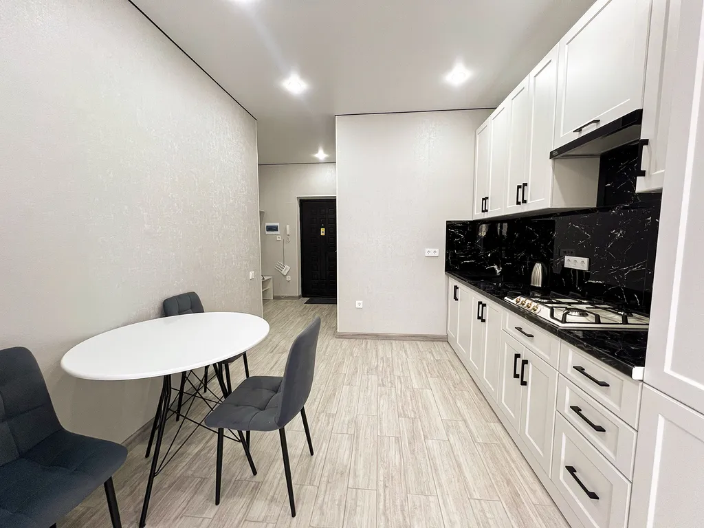 Студия в элитном комплексе Змейка