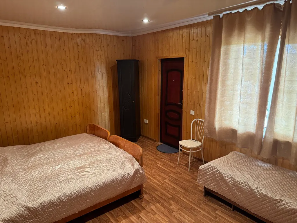 Уютный 2-х этажный коттедж в прекрасном саду