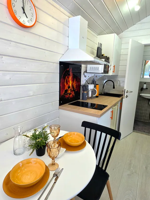 Дом Романтичный на заливе реки Нерль с видом на лес, 2 человека