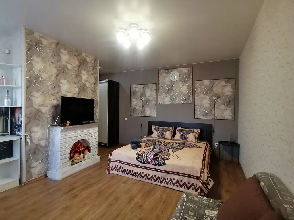 Солнечная и теплая однушка в районе Военкомата