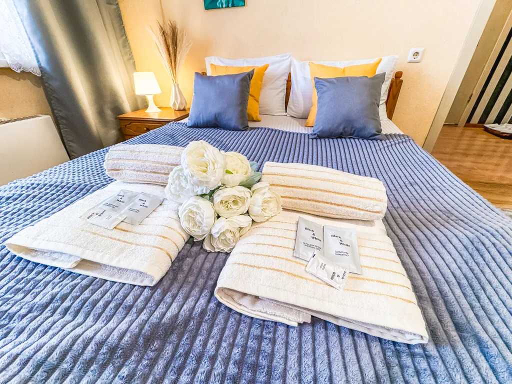 Квартира Просторная квартира с современным дизайном и мягкой мебелью — Лобня