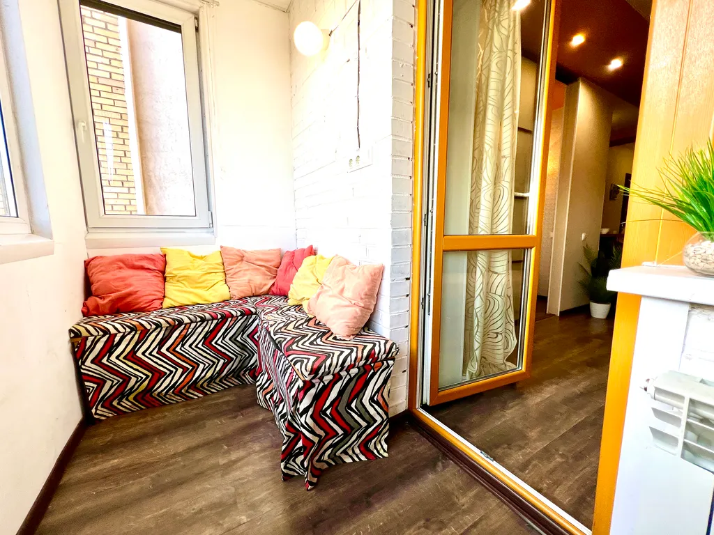 Квартира Квартира Дизайнерская студия на 9 этаже в ЖК Современник рядом с МТЛ-Арена — Самара