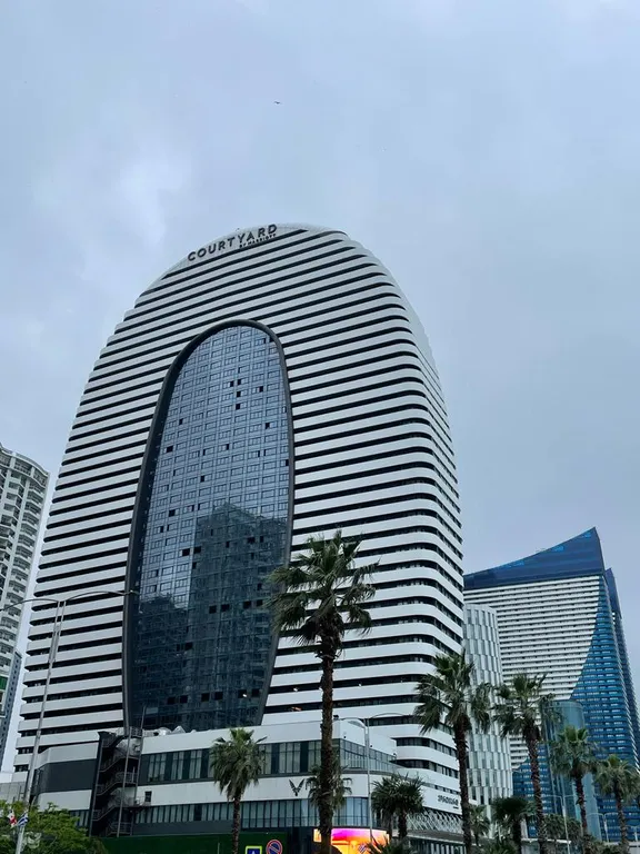 Premium apartment at Courtyard by Marriot