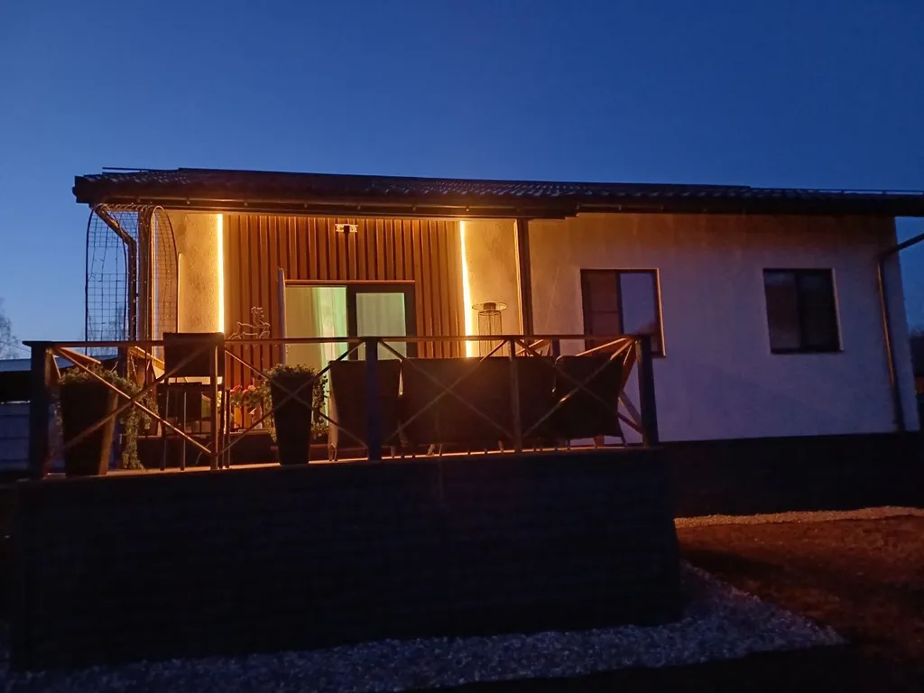 Уютный дом в современном стиле рядом с гоночной трассой на Новой Риге