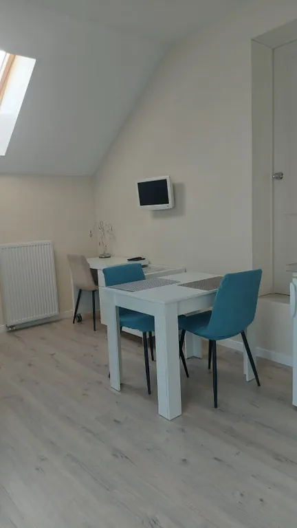 Уютная отдельная комната-студия с новым ремонтом