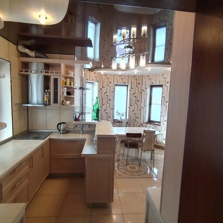 5-комнатный Дом