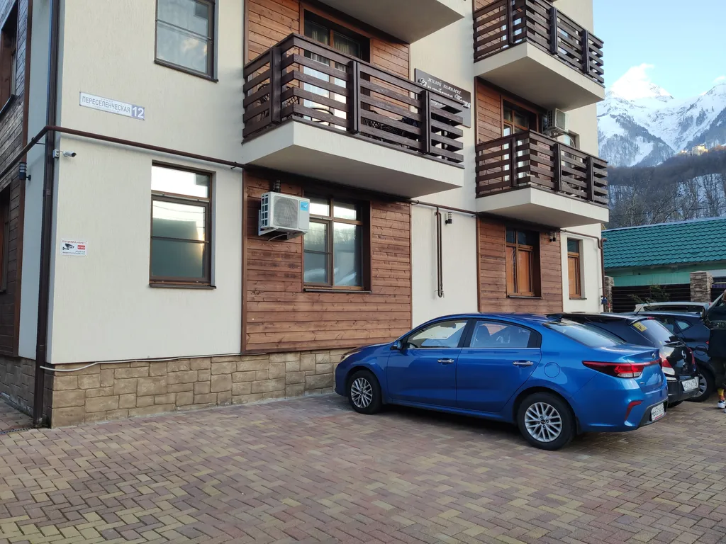 Уютная квартира в центре Эсто-садка