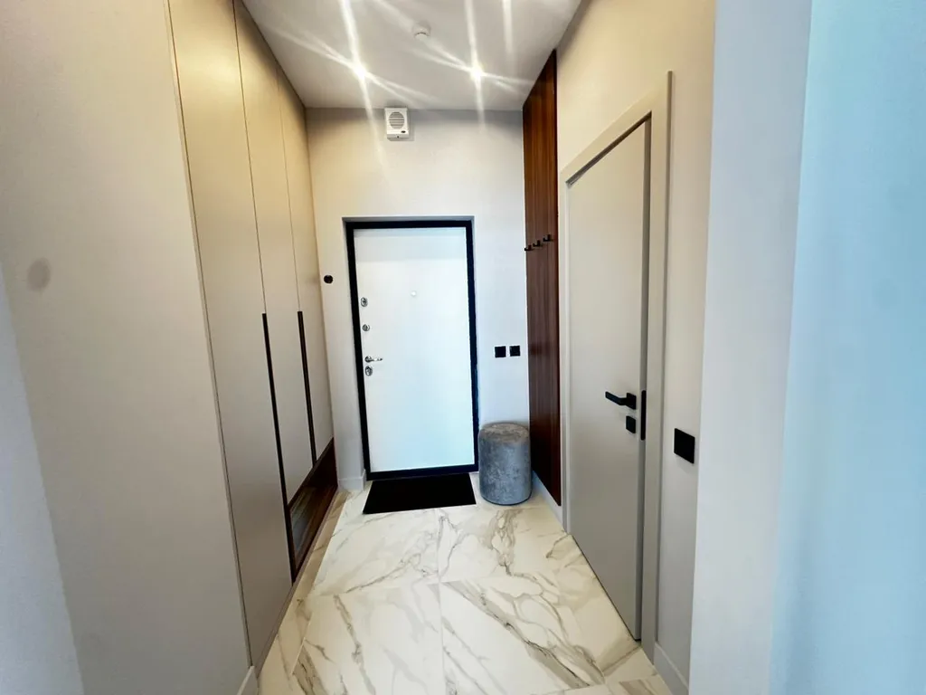 Просторный апартамент с видом на море