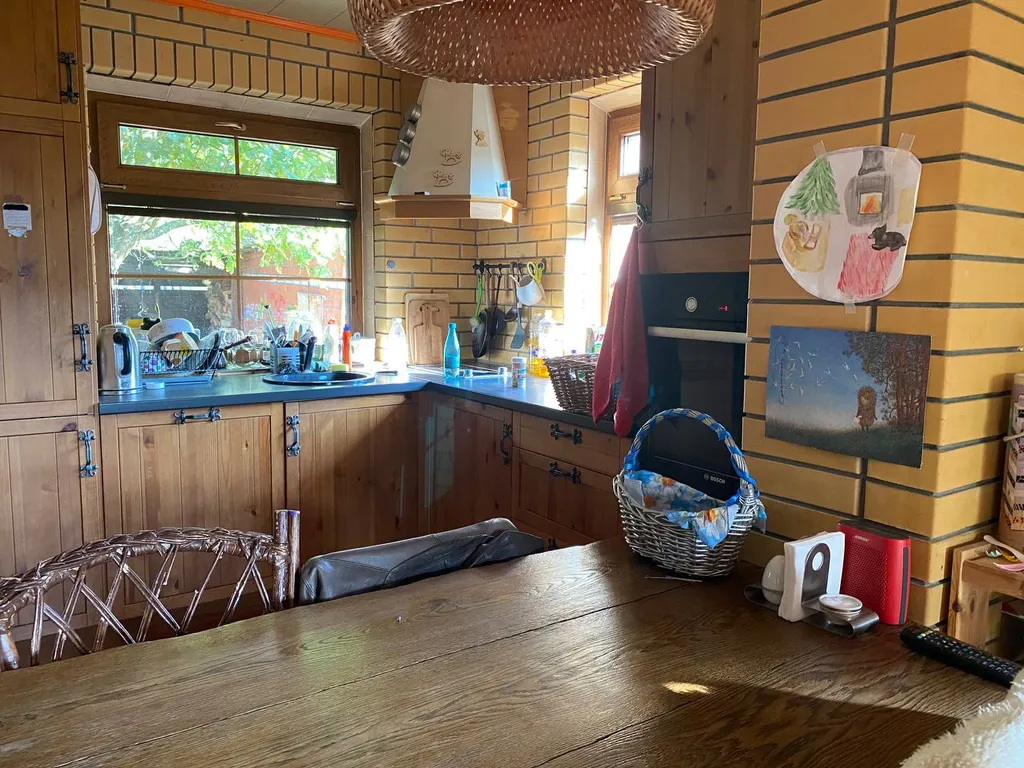 Уютный дом с баней и подворьем