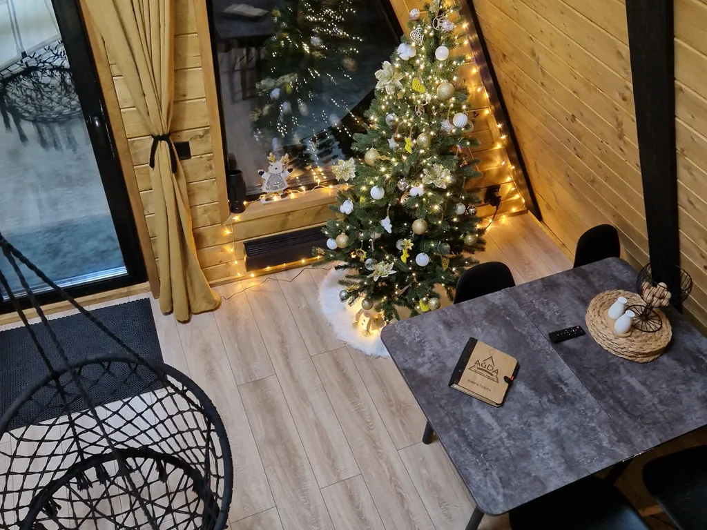 Коттедж Уютный А-фрейм домик с купелью в лесу — Соловеново