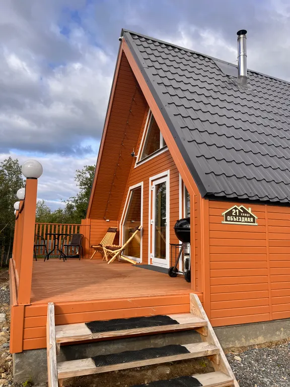 Домик а-фрейм на участке 10 соток