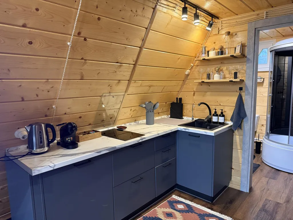 A-frame Петрол домик из дерева 4х местный