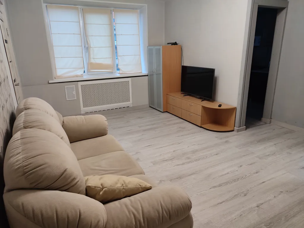 Уютная двухкомнатная квартира в центре города — аренда посуточно в Петрозаводск