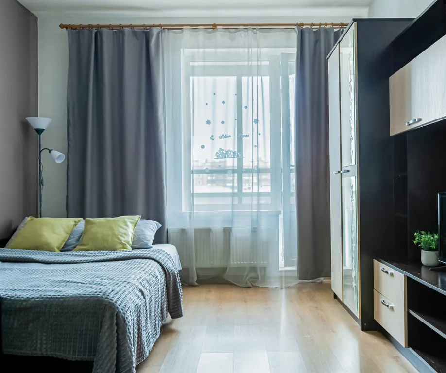 Просторная уютная студия, в пешей доступности метро 7-10 минут пешком