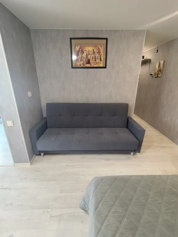 Чистая квартира с балконом, с wi-fi в центре города