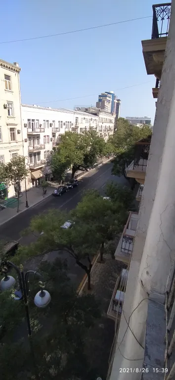 Хорошая недорогая студия в самом центре Баку