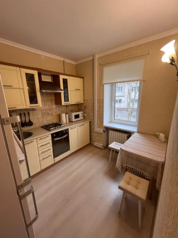 Квартира Квартира До моря 10 минут пешком , в центре прогулочной улицы с ресторанами — Светлогорск