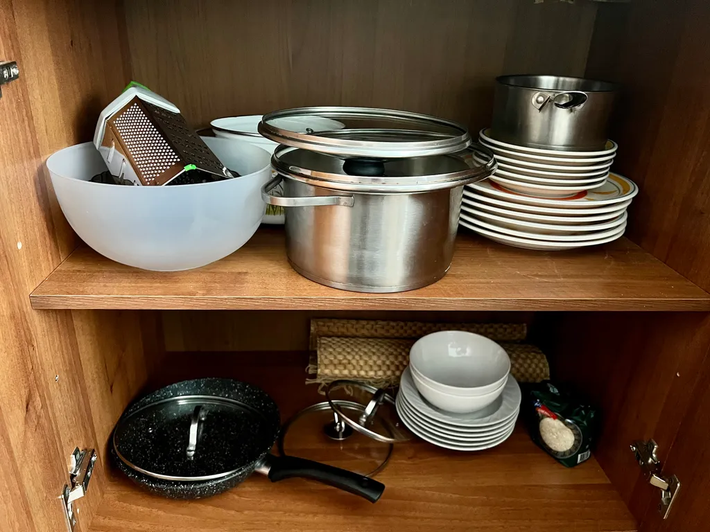 У метро рядом с центром