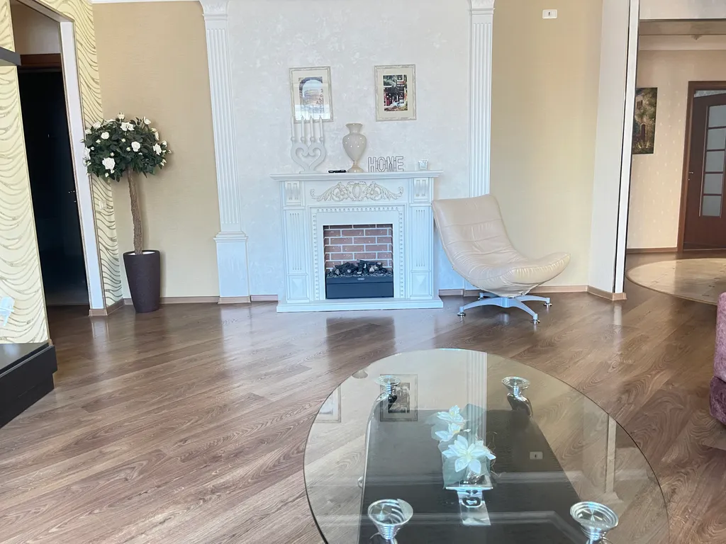 Большая квартира с дизайнерским ремонтом в курортной зоне