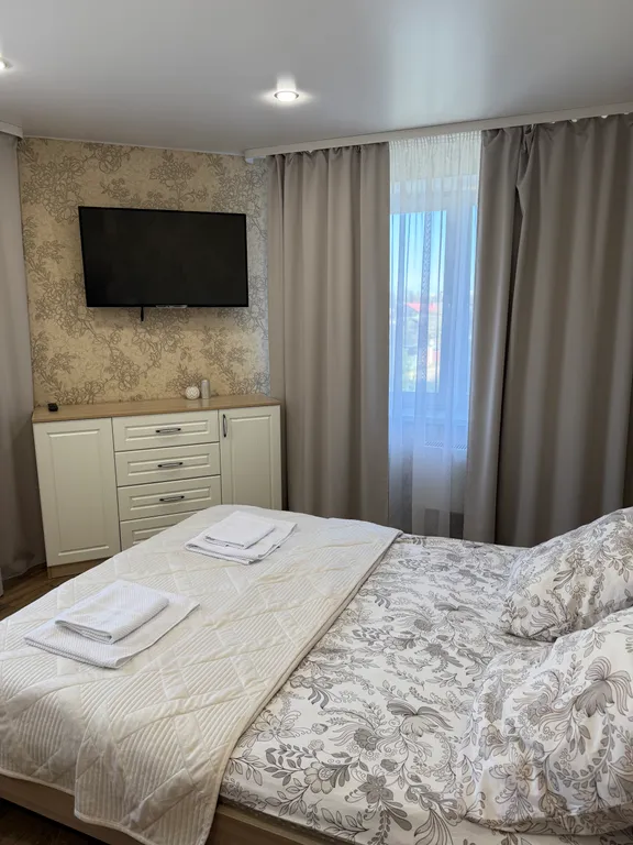 Двухкомнатная квартира в 10 минутах от главных достопримечательностей — аренда посуточно в Псков