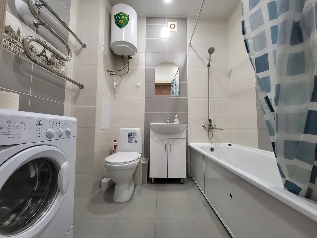 Атлантида - большая однокомнатная квартира