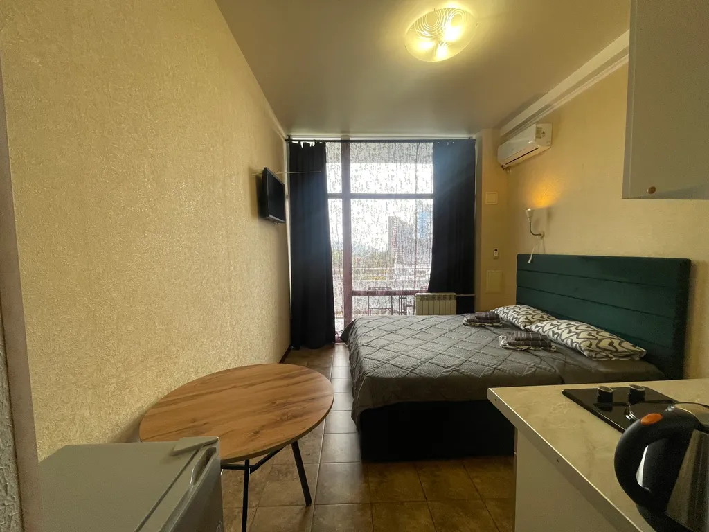 Квартира Уютная квартира студия с балконом и видом на море — Сочи