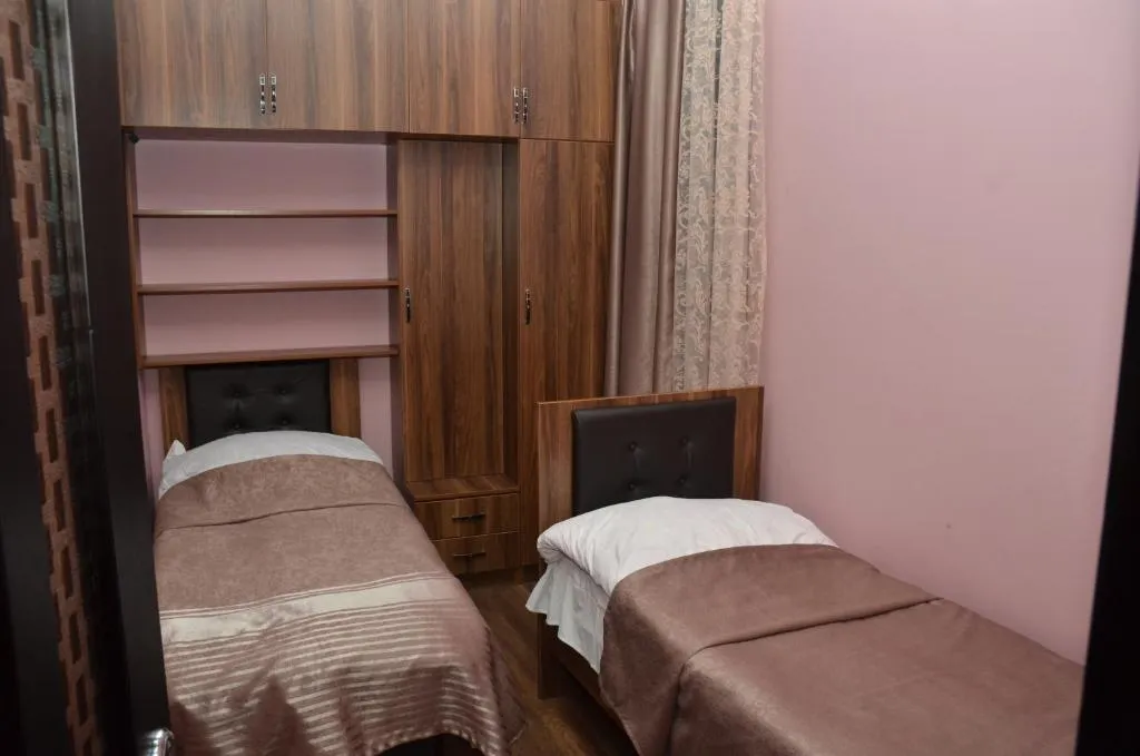 Апартамент с балконом