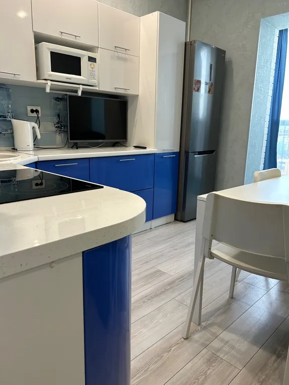 Комфортная квартира в районе Арены Ерофей недалеко от центра города.