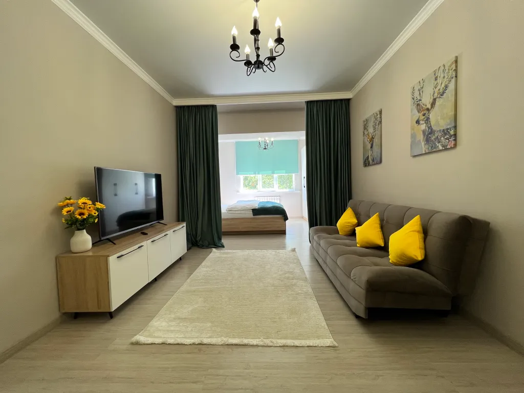 Квартира Уютная студия в центре Алматы — аренда посуточно в Алматы