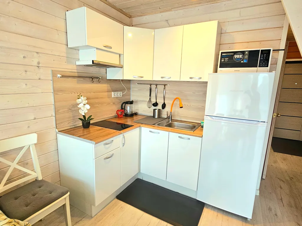 Коттедж Коттедж Шалаш с русской баней и банным чаном — Снегиревка