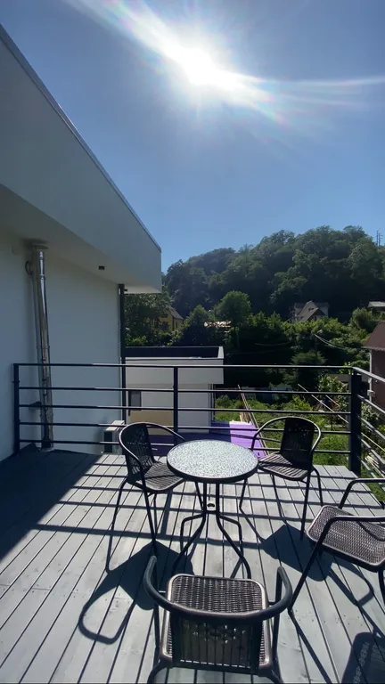 6-комнатный Дом