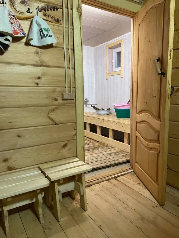 Садовый домик в сосновом бору в 100 метрах от озера