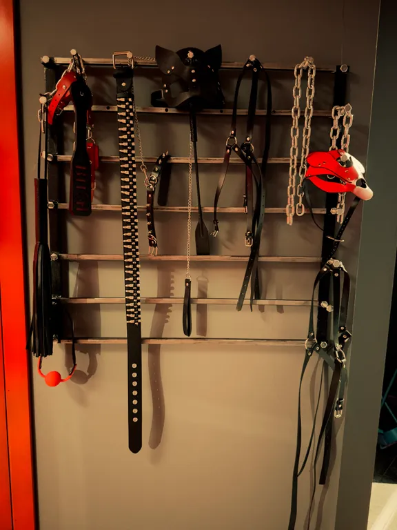 Апартаменты красная комната