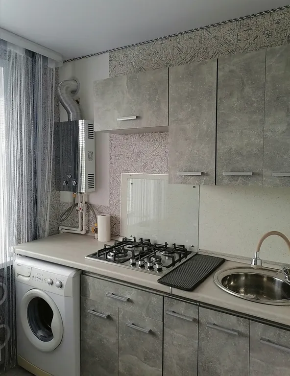 Сдается чистая, уютная 2-х комнатная квартира со всеми удобствами.