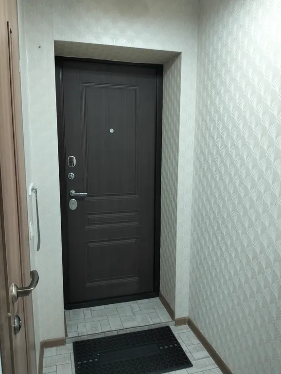 Чистая и уютная квартира в центре, площадь Революции, ТРК Урал