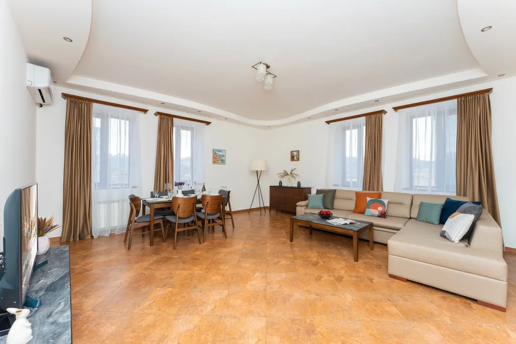 Квартира в центре города с красивым видом с 13го этажа