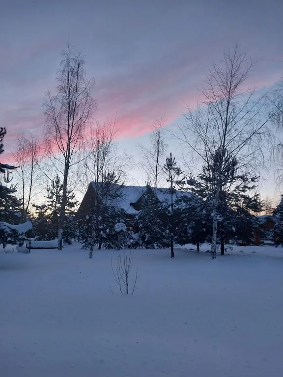 Современный дом с удобствами 1 линия озеро Селигер