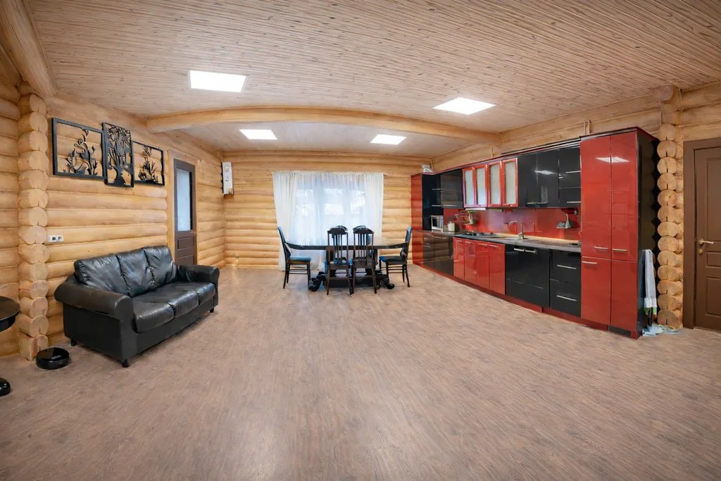 Коттедж с баней и бассейном - купелью на 8 человека Леноблости