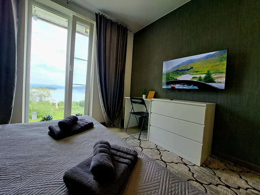 Дом с видом на озеро Кармаланьярви