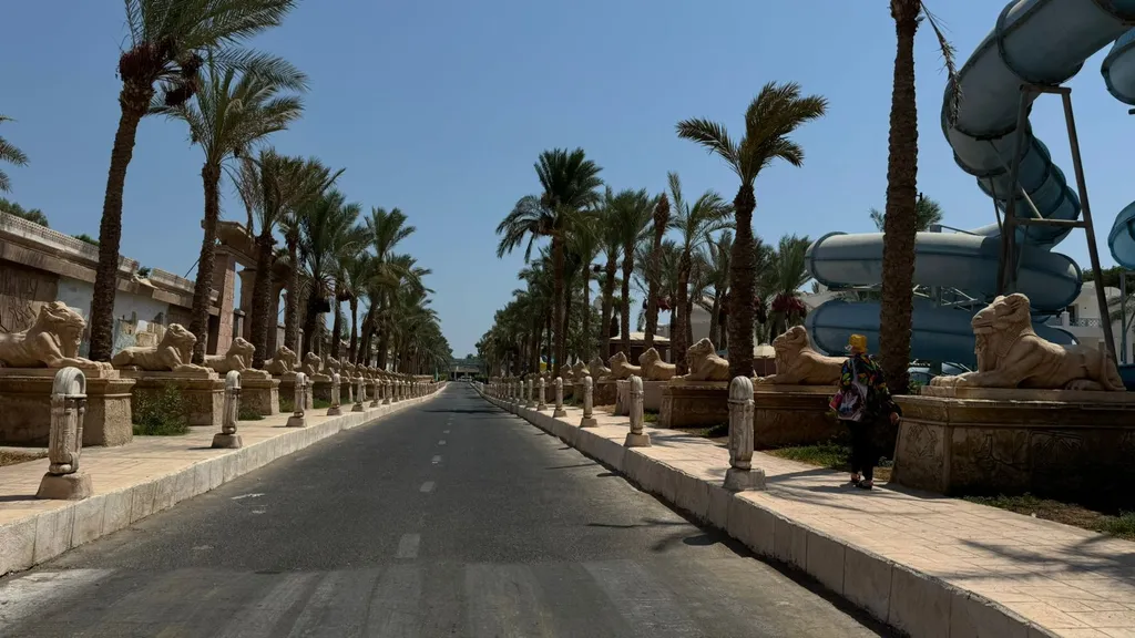 Уютная студия c аквапарком, морем, бассейном и всеми удобствами