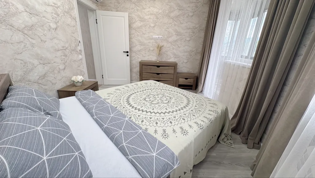 Квартира Квартира Для большой семьи, двухкомнатная, с видом на бассейн и море — Адлер