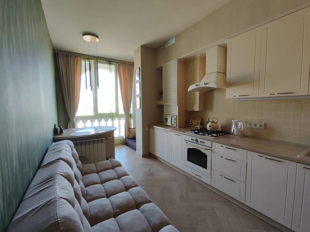 Квартира в 200 метрах от пляжа — аренда посуточно в Севастополь