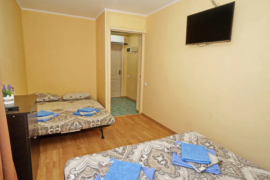 Уютный домик в парковой зоне, на берегу моря