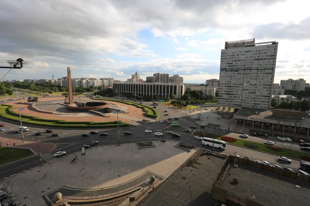 Видовая квартира у метро Московская