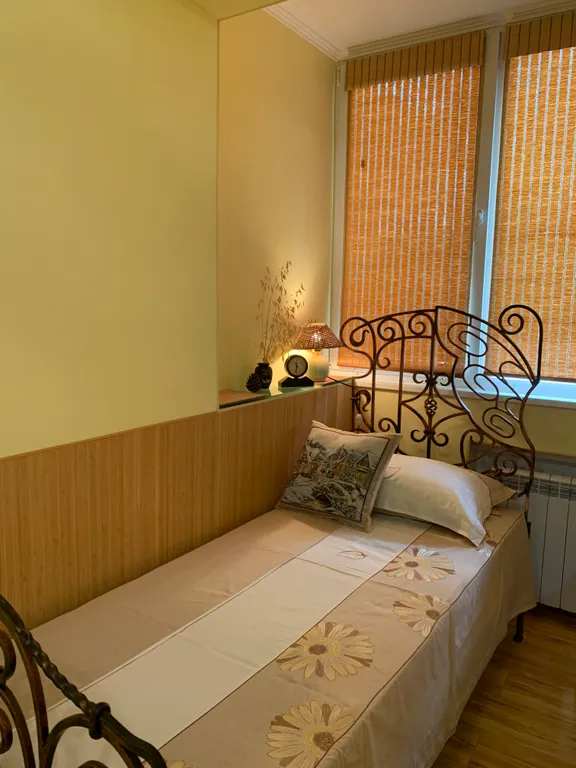 Квартира Двухместная комната с раздельными кроватями — аренда посуточно в Гурзуф