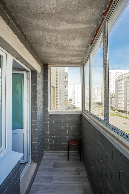 Новая квартира с мебелью и техникой